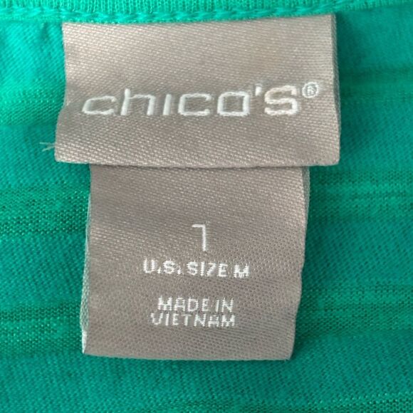 Chico’s Green Short Sleeve Top Size 1 (Medium) Lightweight Layered At Bottom Hem - Picture 6 of 6